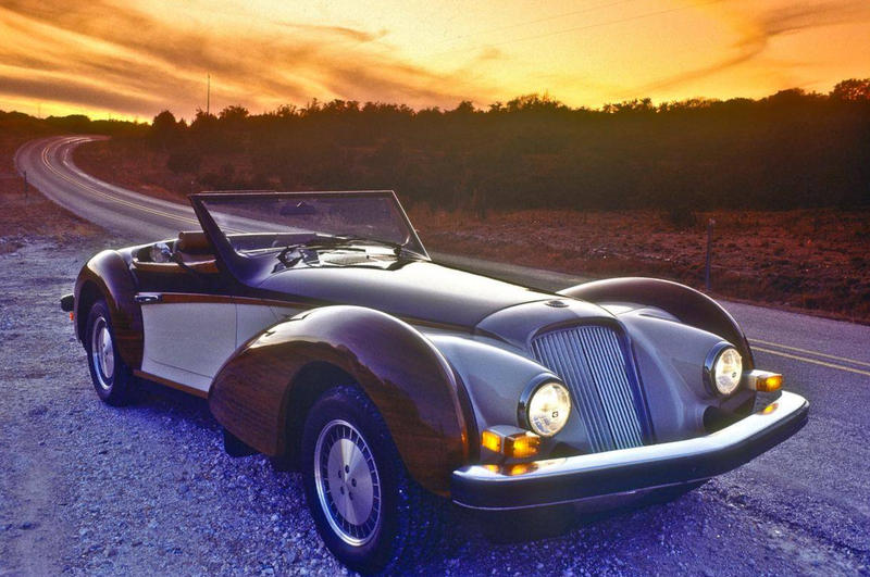 Illustration for article titled The Ten Worst Retro Cars Ever Made